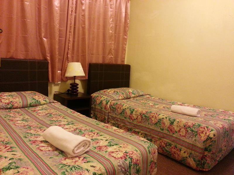 Dew Drop Inn Тана Рата Екстериор снимка