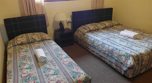 Dew Drop Inn Тана Рата Екстериор снимка